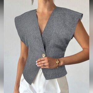 BRAND NEW Gray Sleeveless Blazer Vest